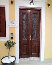 Front door - BellaDiAnna Apartment