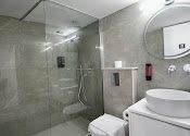 Bathroom - BellaDiAnna Apartment